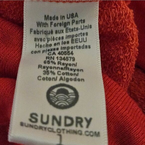 Sundry, NWOT, red joggers with hearts on left leg. Size 1/small - Picture 5 of 5